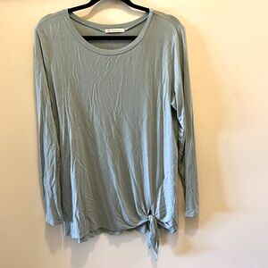 Veveret blue long sleeve top, L